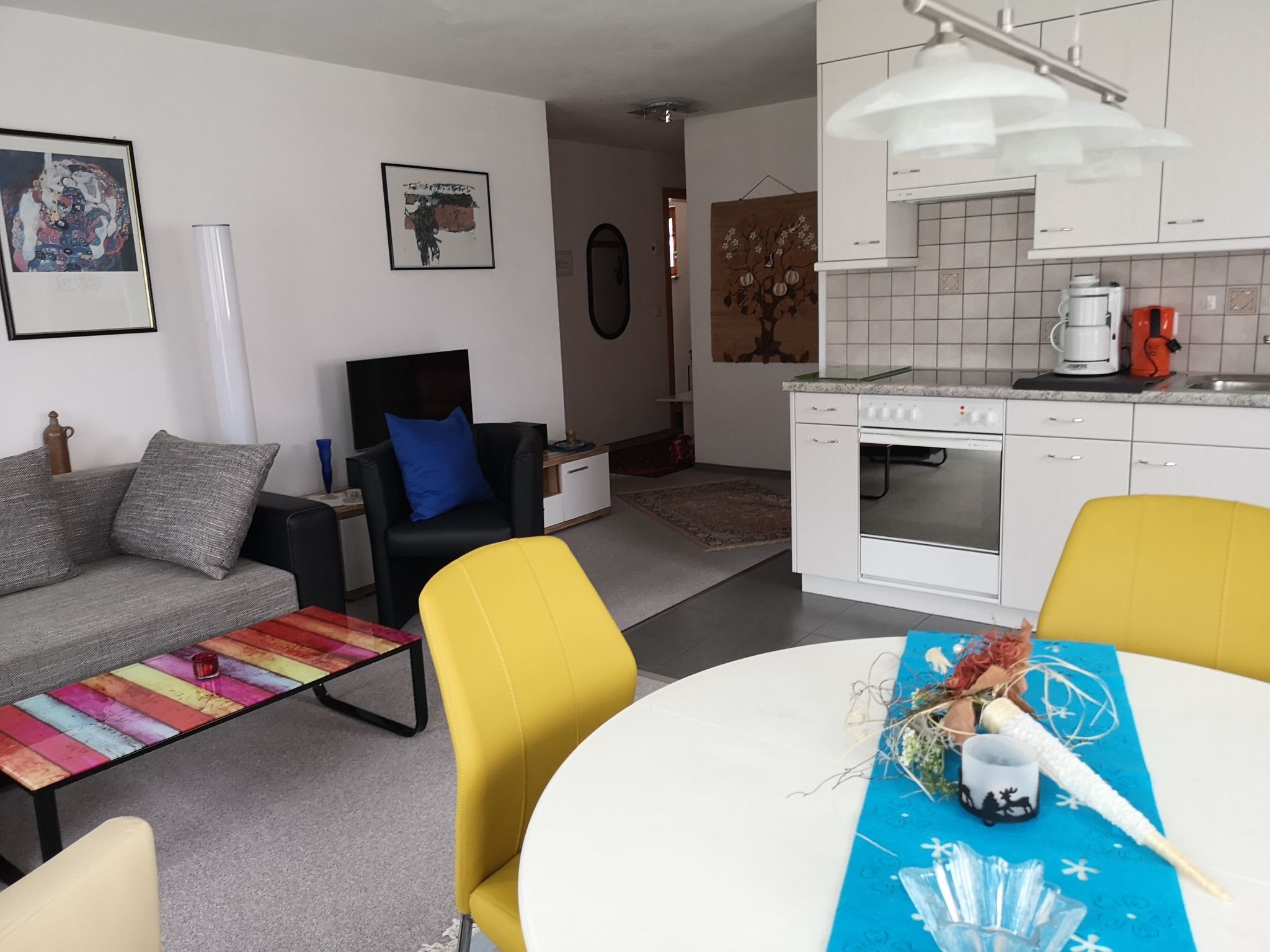 Appartement Chasa Ravagl, (Scuol) – Séjour, photo 13 sur 16