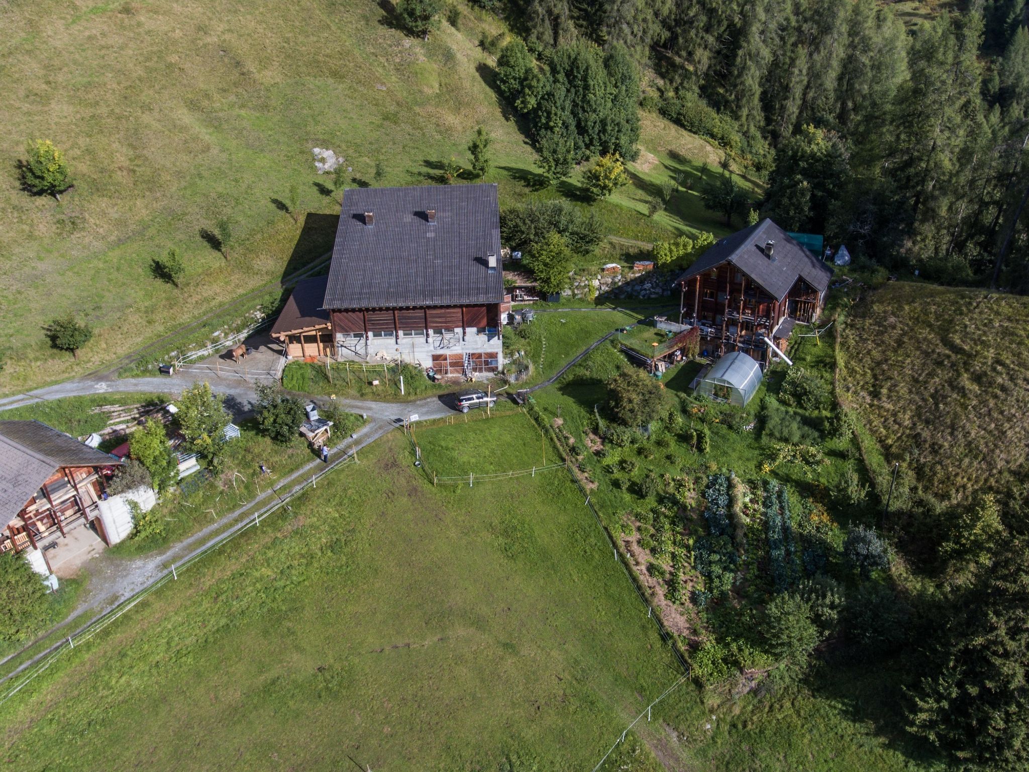 Biohof Tanter Dossa, (Scuol) - Draußen