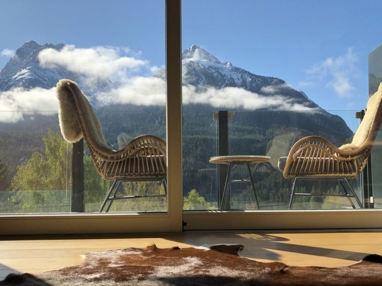 Ruim appartement Chasa Rachögna in Scuol voor 5 personen in Scuol
