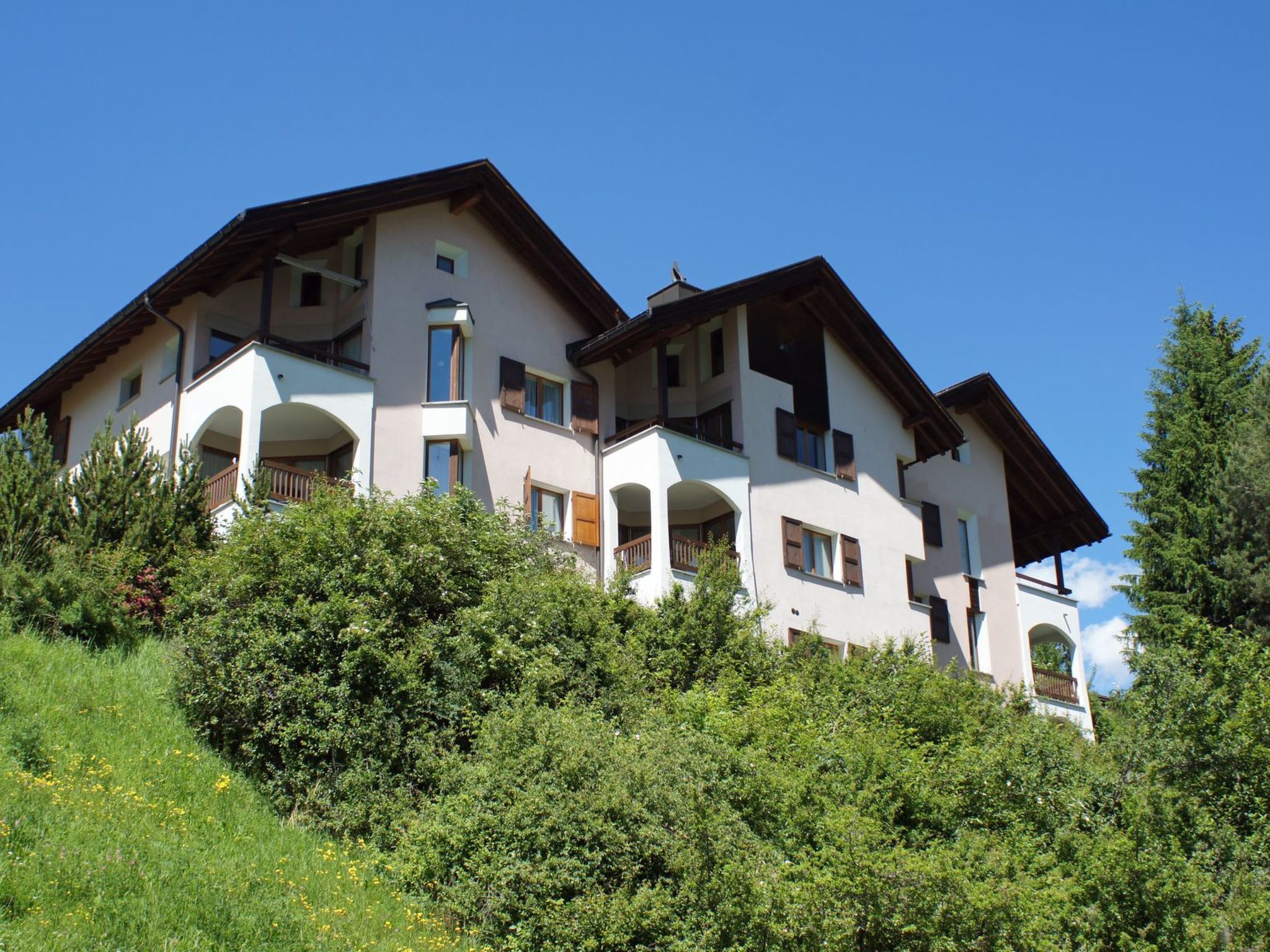 Ferienwohnungen Trü Sura 436, (Scuol)