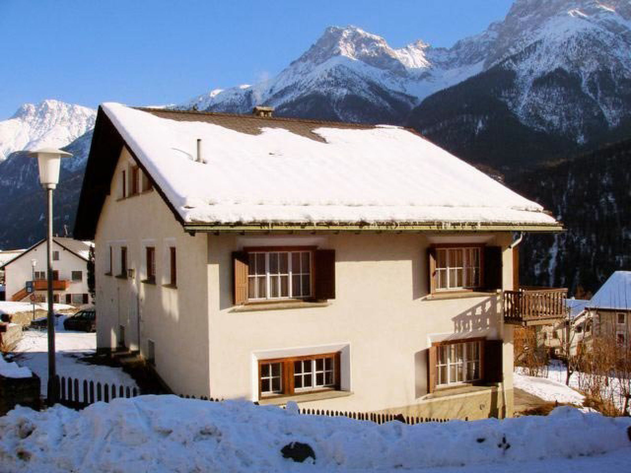 Ferienhaus Chasa Allegra, (Scuol) - Dehors