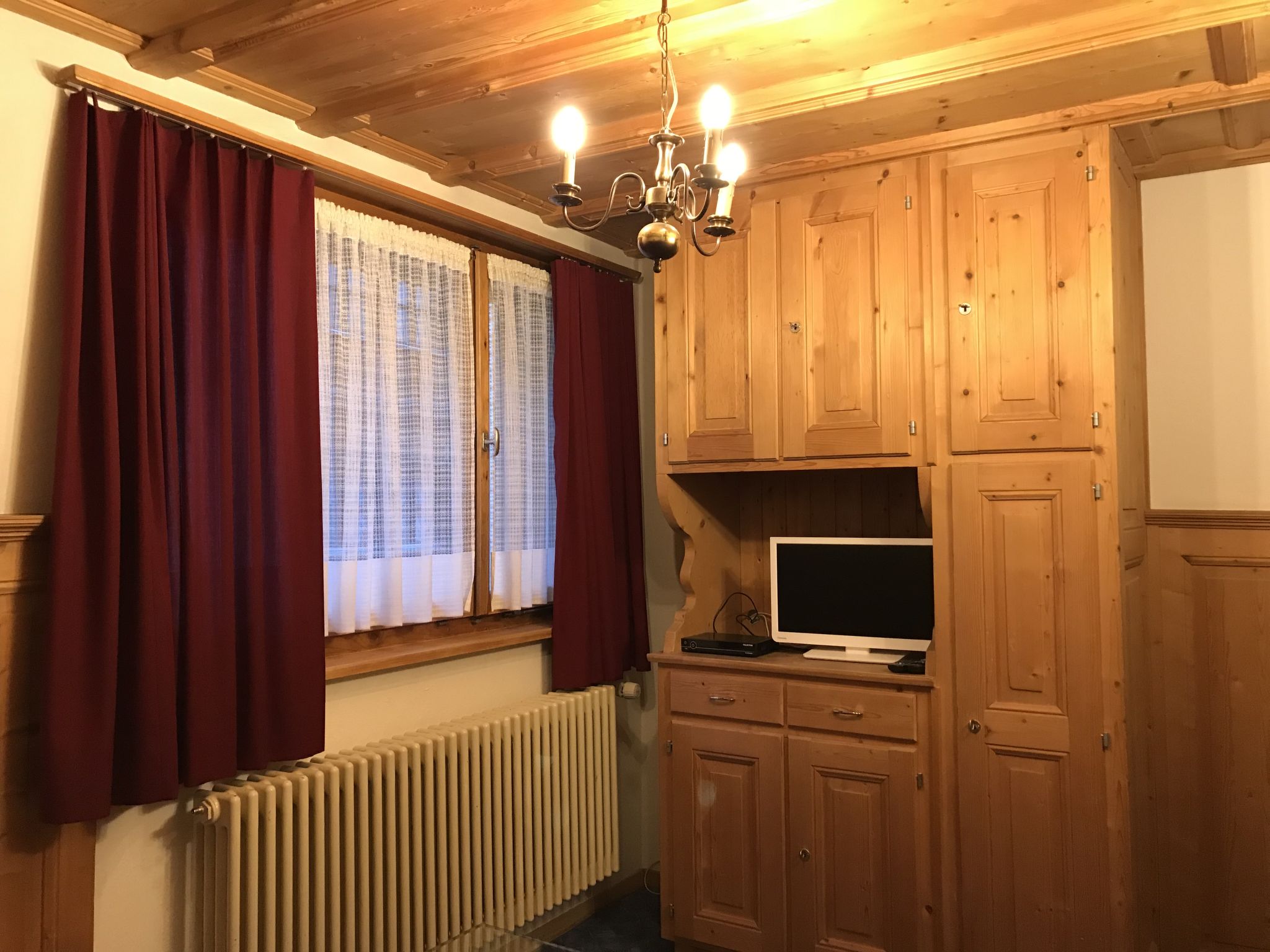 Ferienwohnungen Chasa Valär, (Scuol). - Image-tags.info