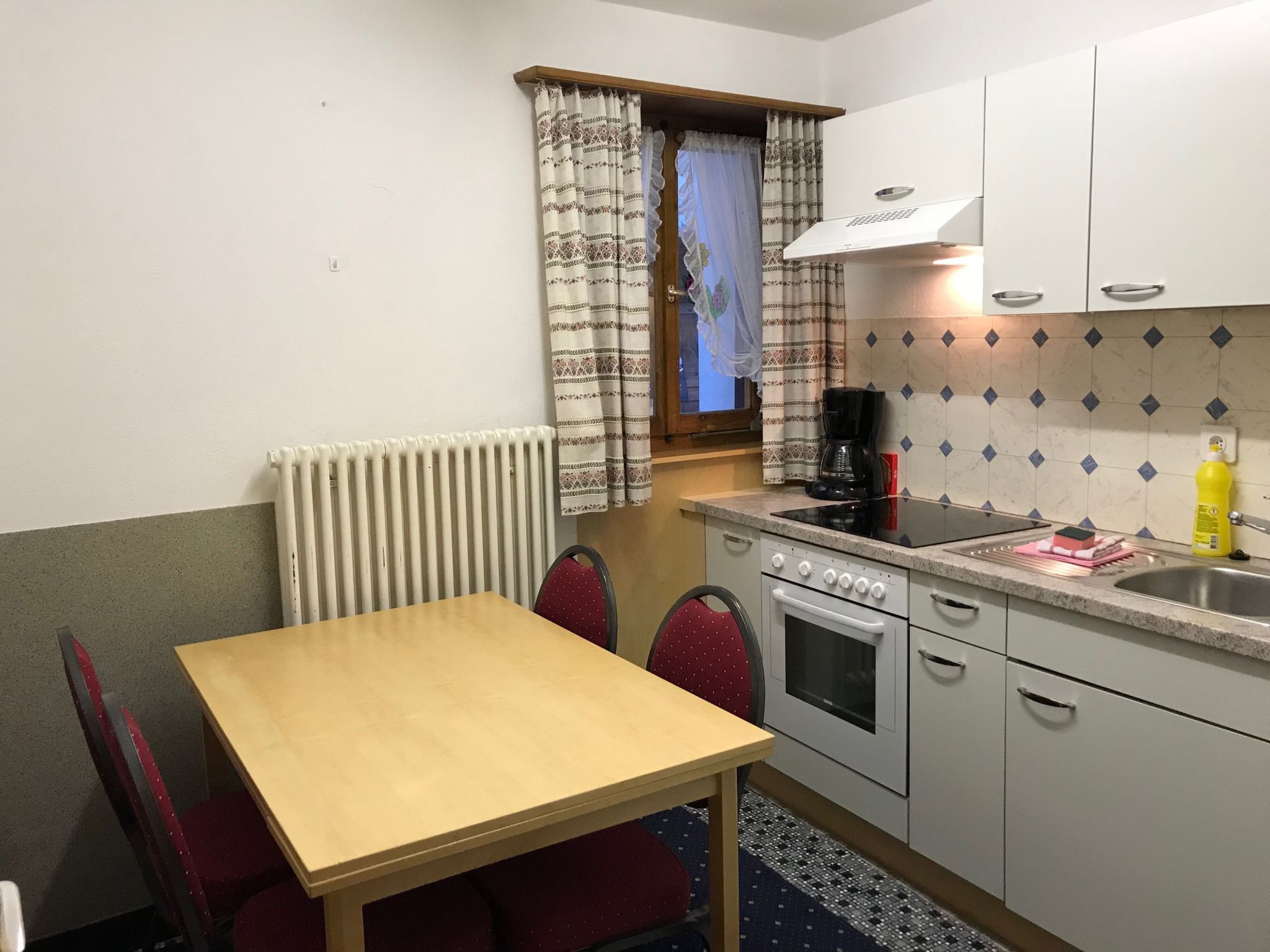 Ferienwohnungen Chasa Valär, (Scuol).