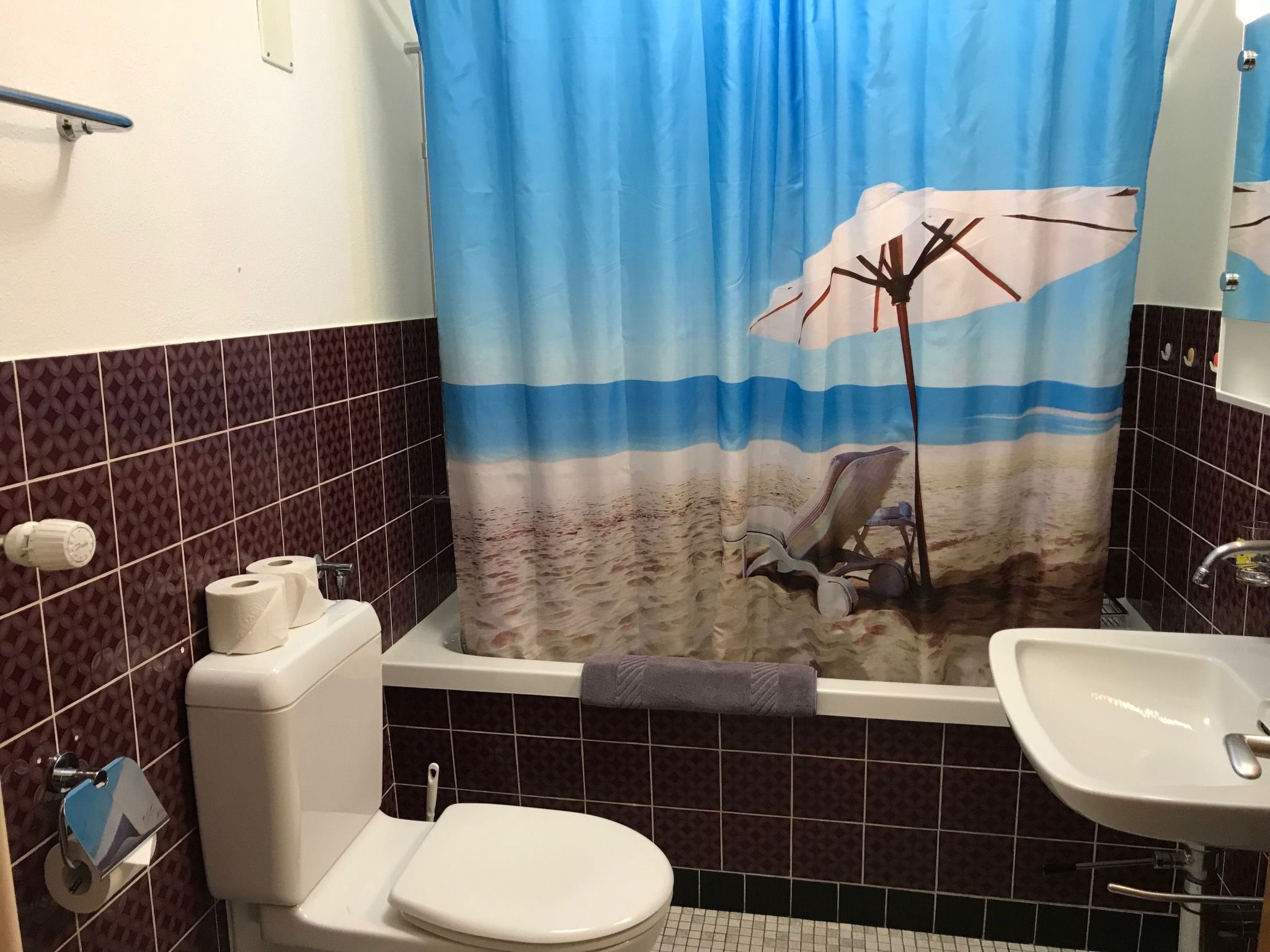 Appartement Ferienwohnungen Chasa Valär, (Scuol) – Salle de bains, photo 13 sur 14