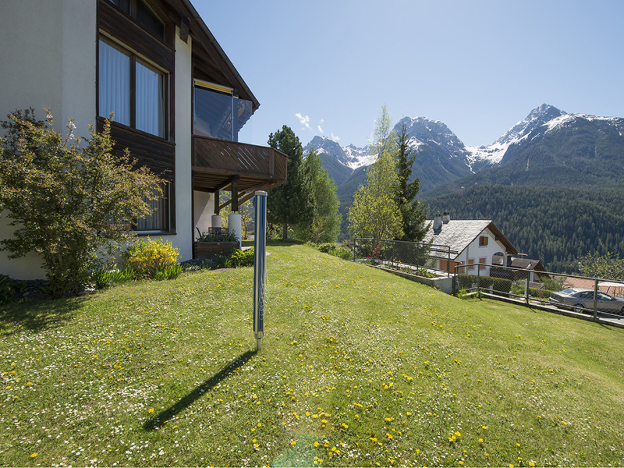 Chasa Bainvgnü, (Scuol) - Draußen