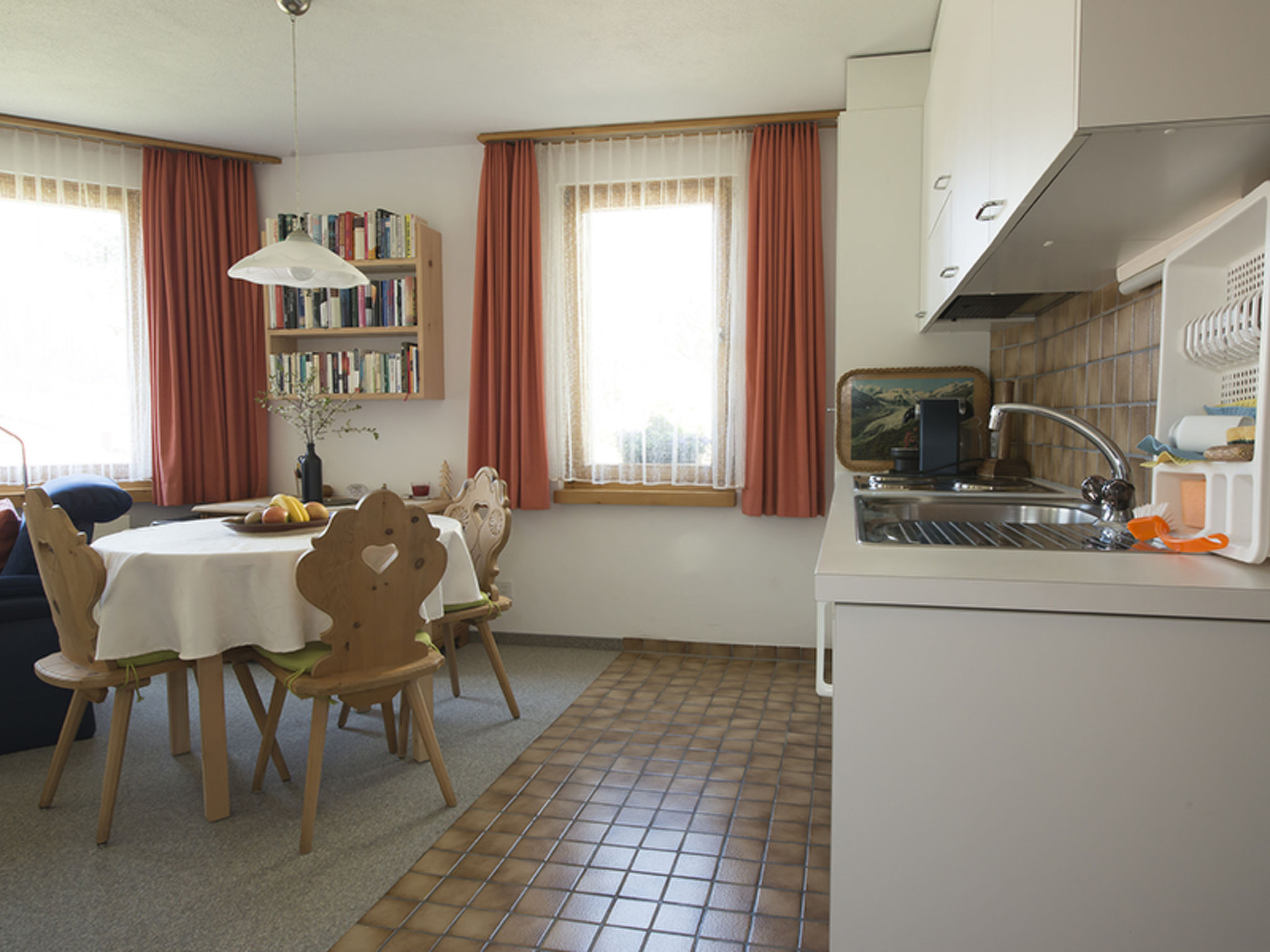 Chasa Bainvgnü, (Scuol) - Draußen