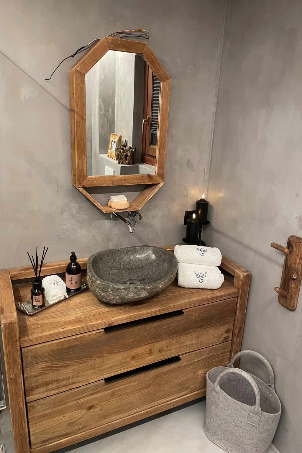 Meis Chalet, (Scuol)