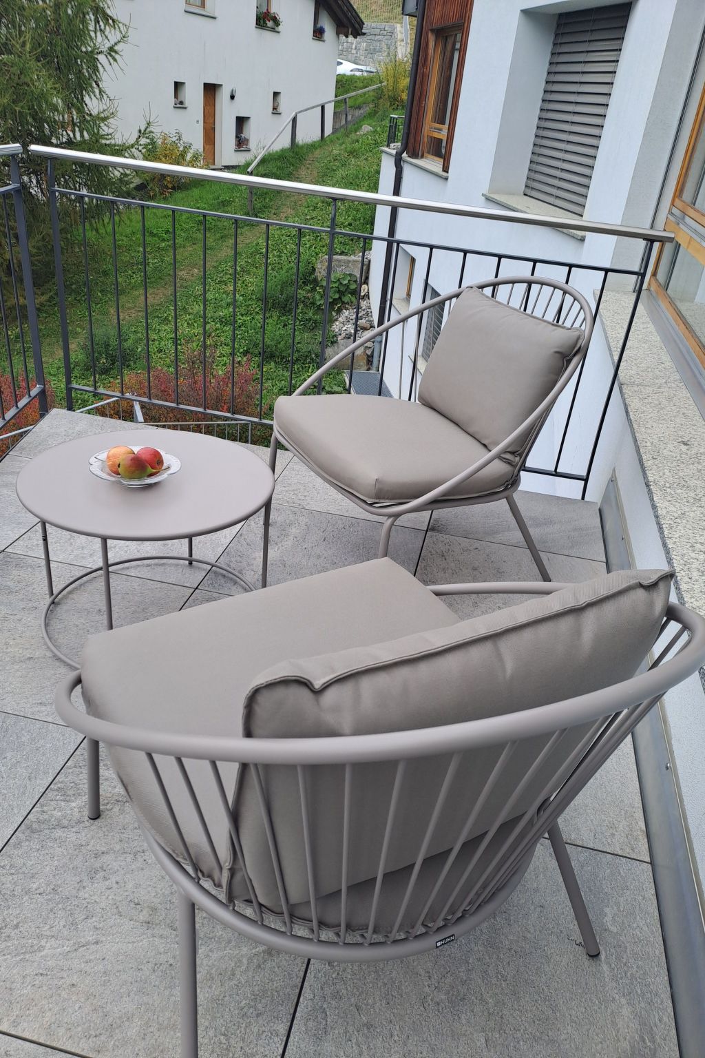Appartement Chasa Azura, (Scuol) – Terrasse, photo 3 sur 38