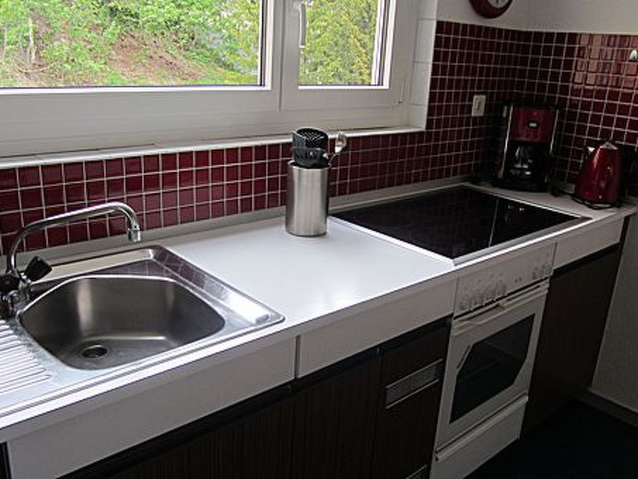 Appartement Brentsch Park, (Scuol) – Cuisine et coin repas, photo 6 sur 21