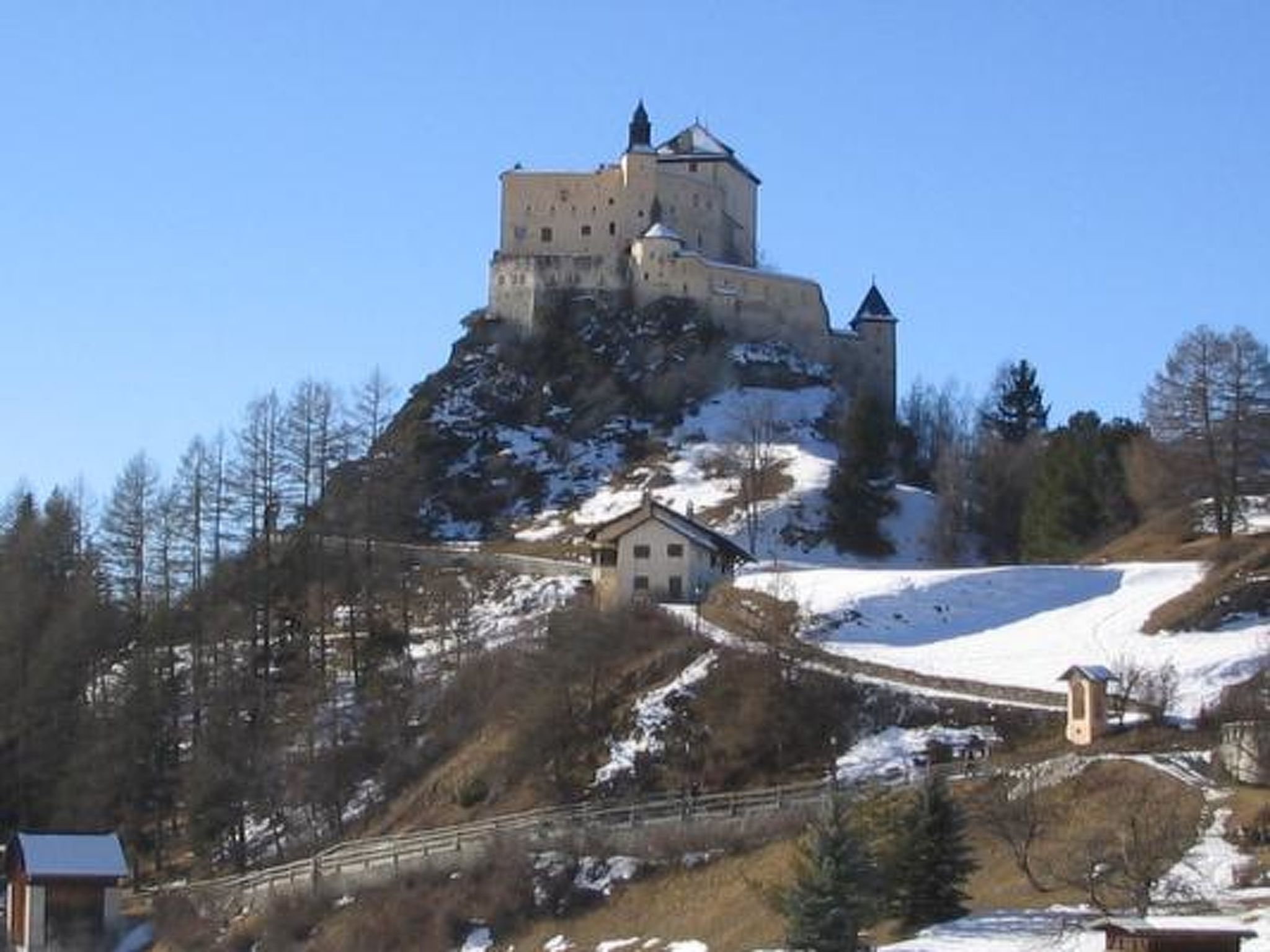 Aquileia****, (Scuol) - Buiten
