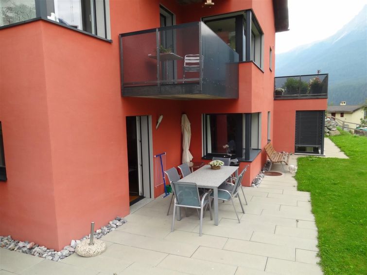 Appartement met open haard in Scuol voor 6 personen (2) in Scuol