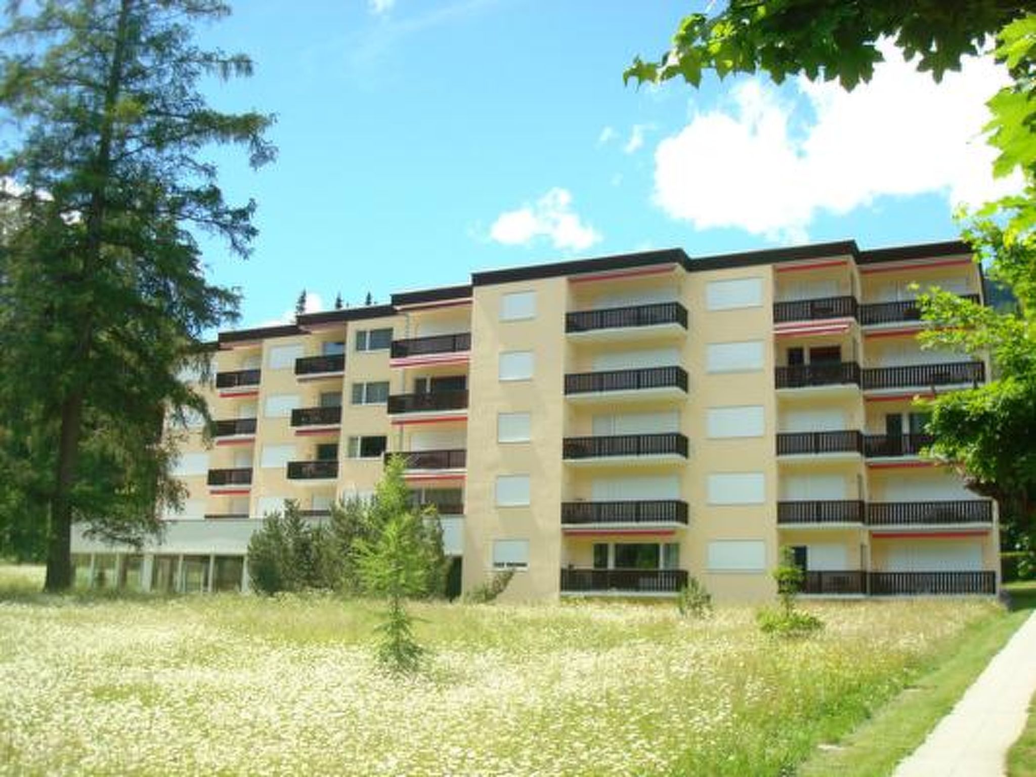 Brentsch Park, (Scuol). - Buiten