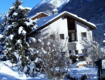 Knusse Alpenretraite Chasa Ravagl in Scuol, direct aan de skipiste - thumbnail 1