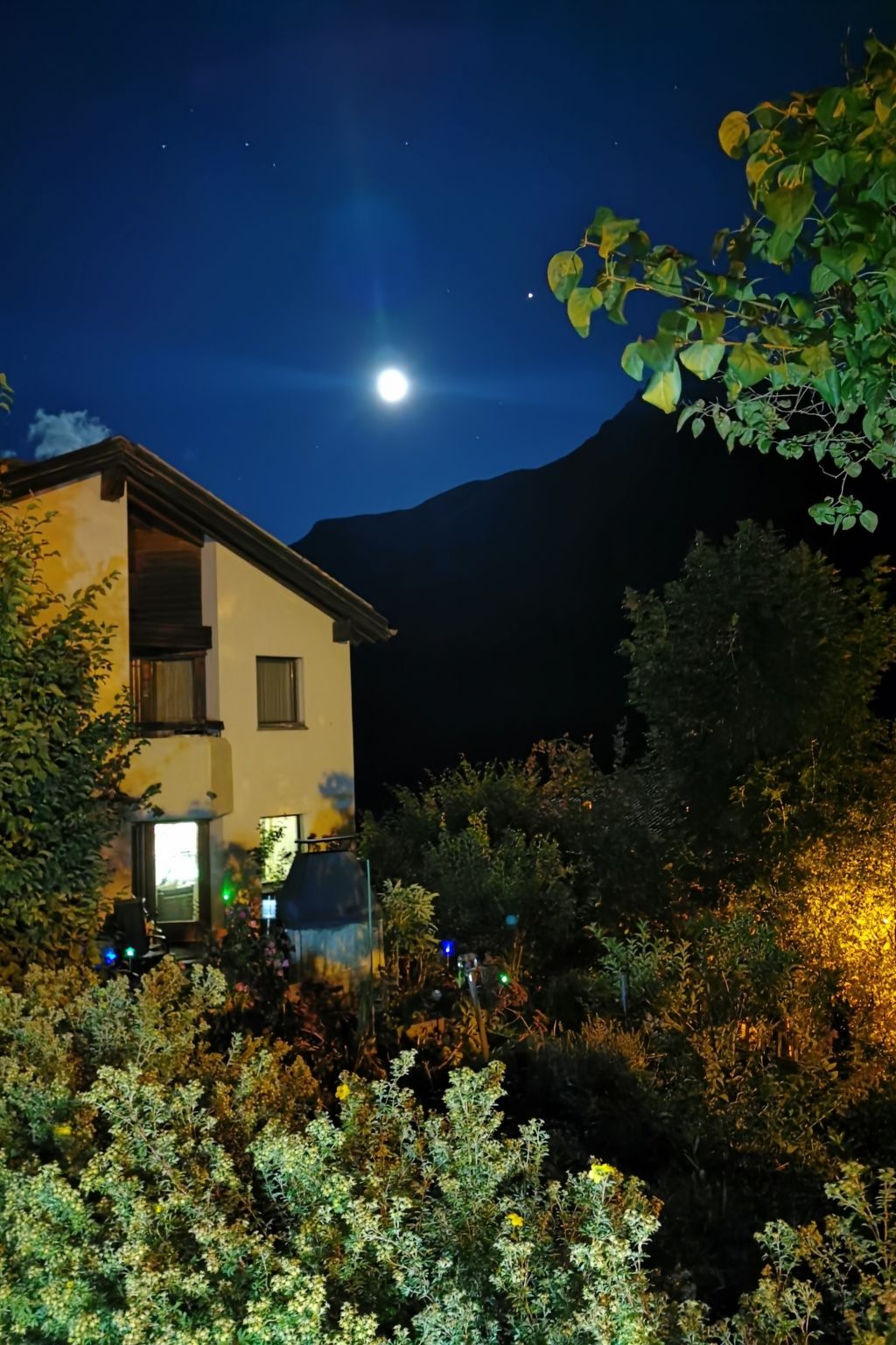 Chasa Ravagl, (Scuol) - Draußen