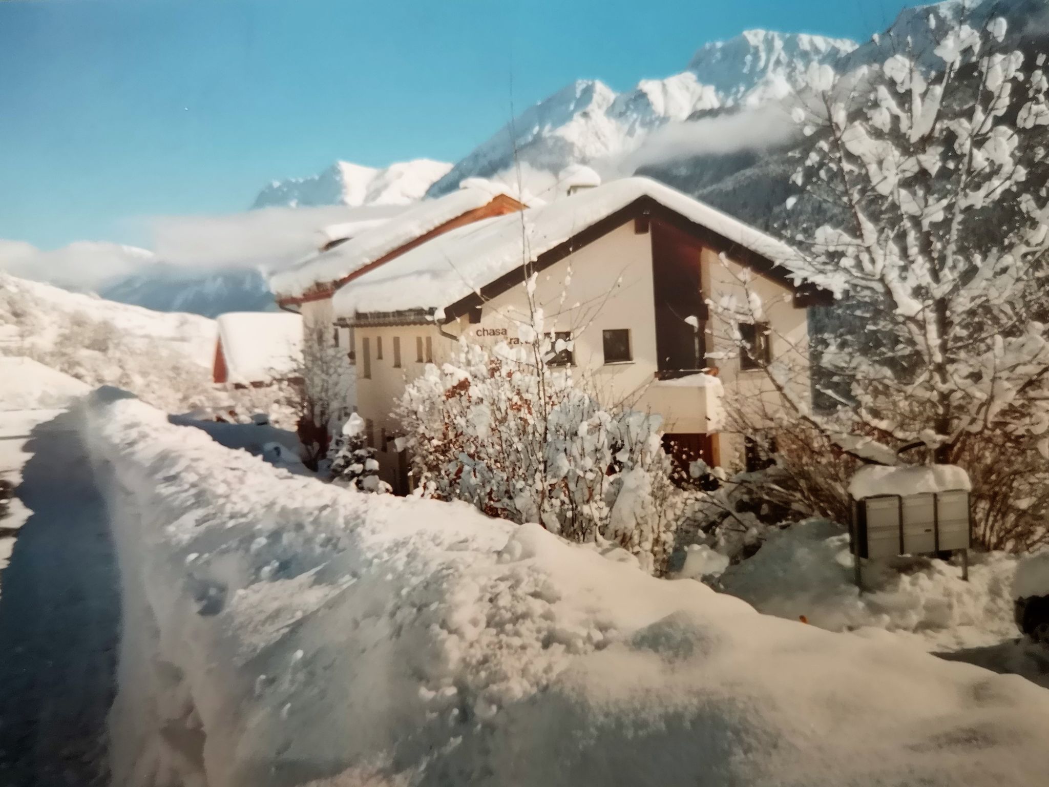 Chasa Ravagl, (Scuol) - Draußen