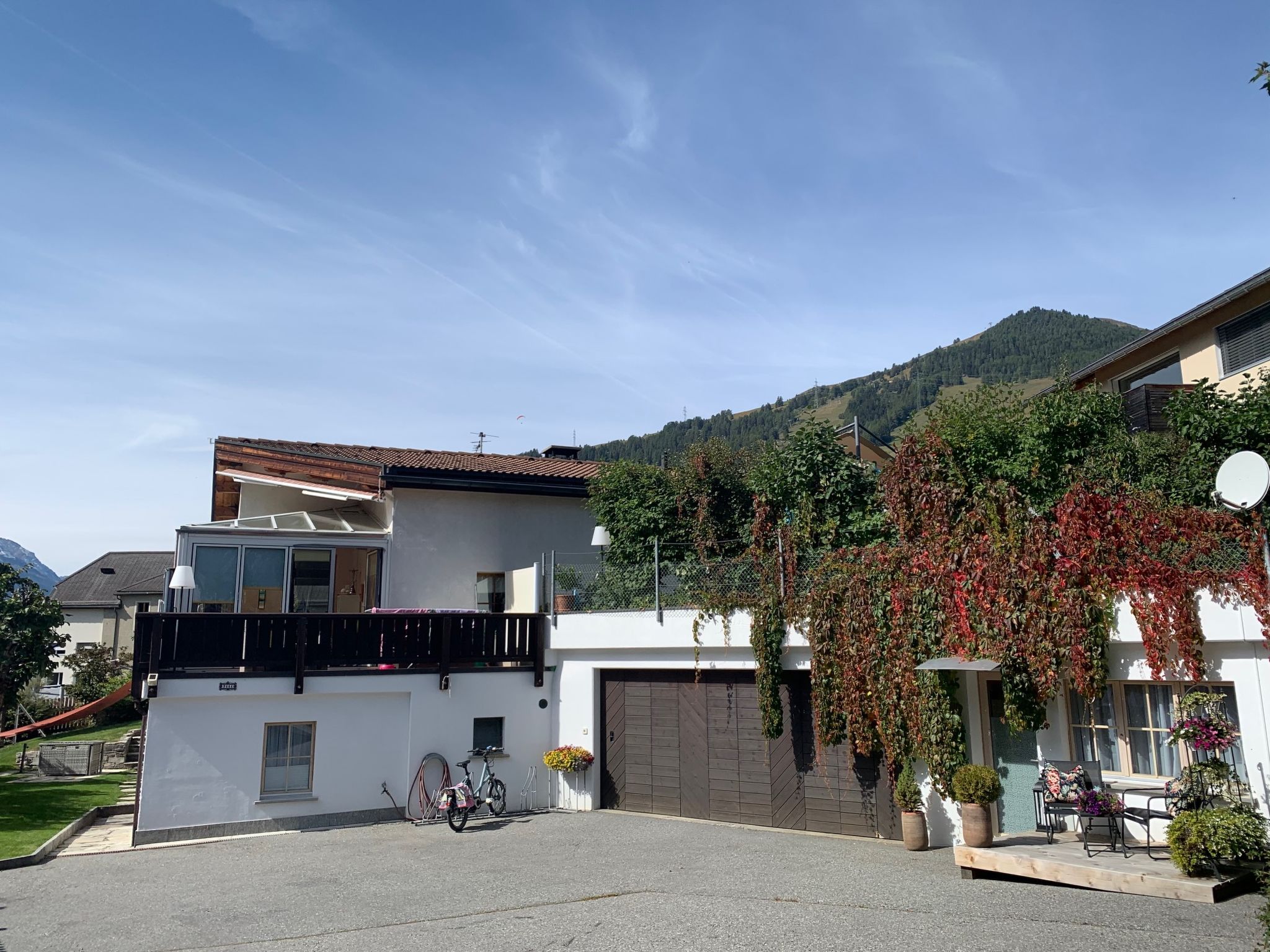 Chasa Bazzi, (Scuol) - Buiten
