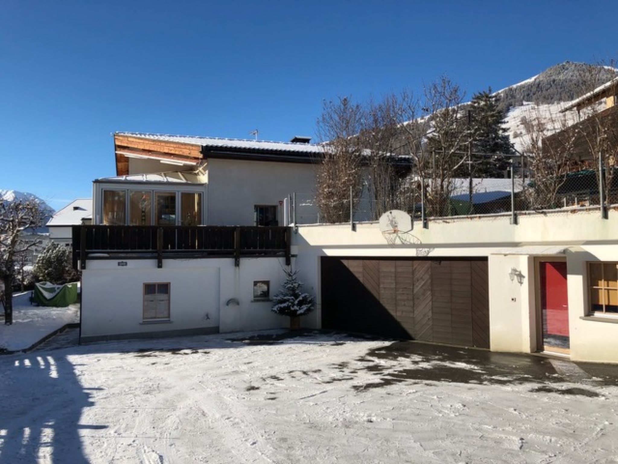 Chasa Bazzi, (Scuol) - Buiten