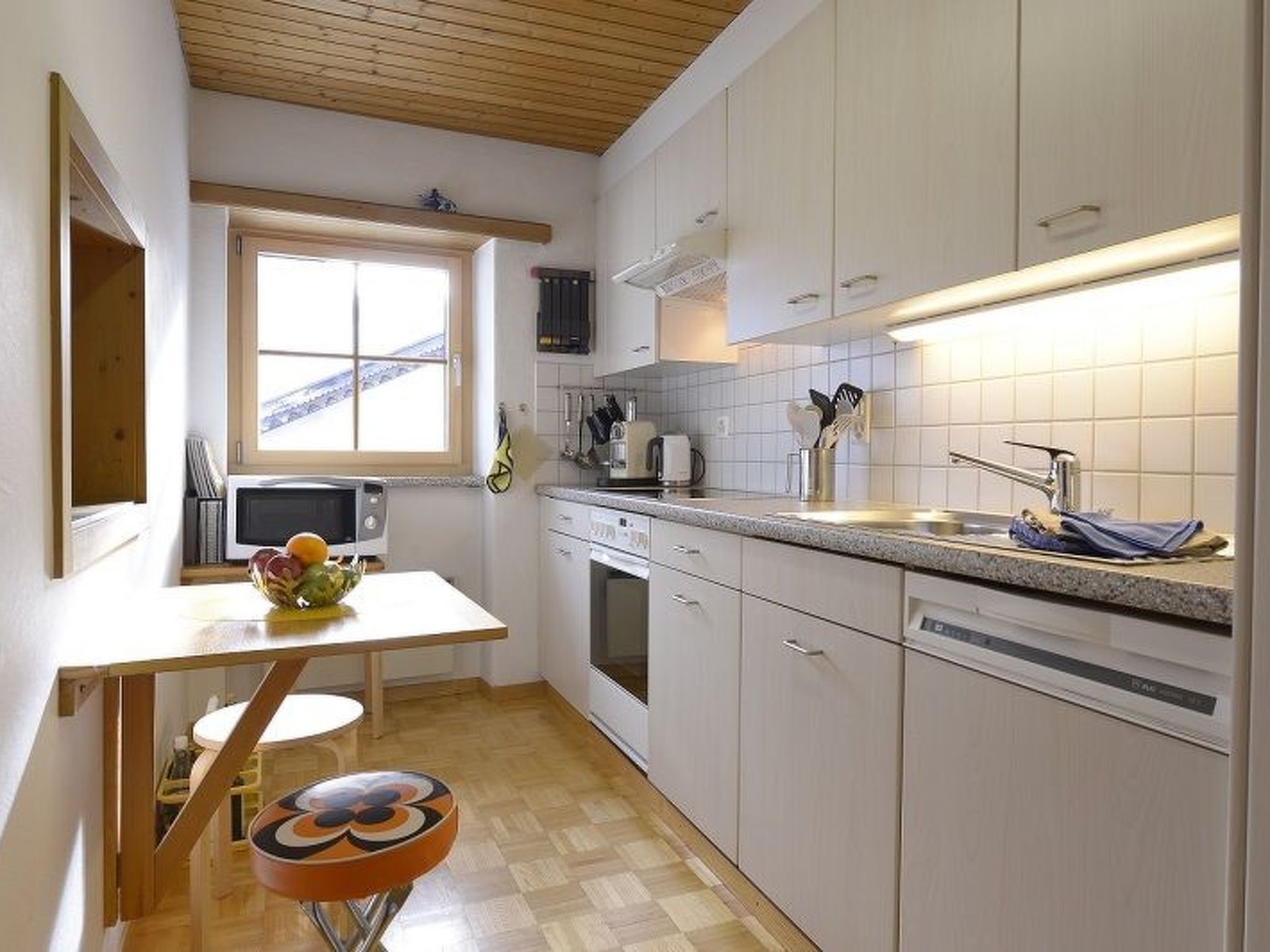 Appartement Vi 338a, (Scuol) – Cuisine et coin repas, photo 22 sur 24