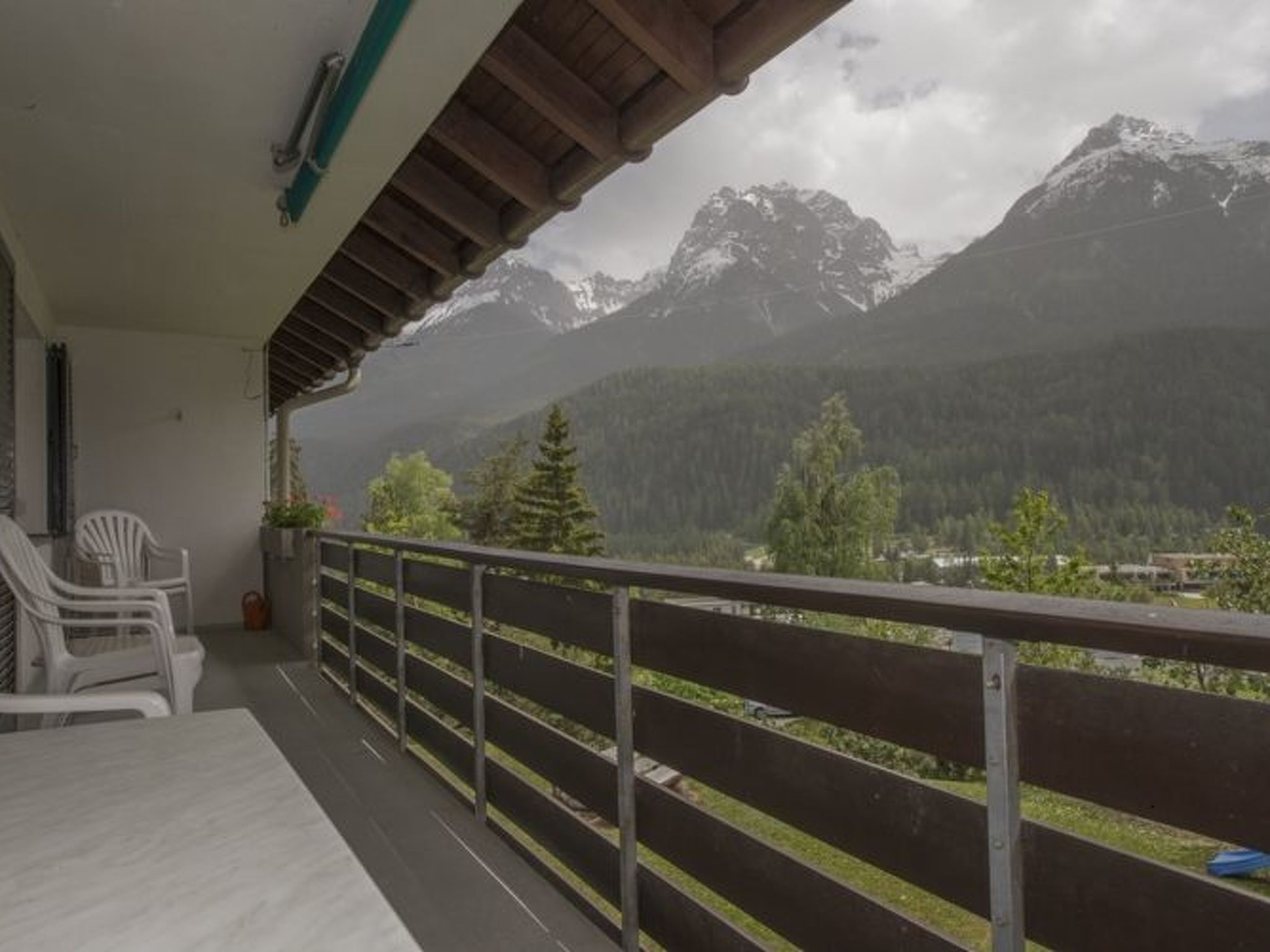 Appartement STEINMANN, (Scuol) – Terrasse, photo 11 sur 23