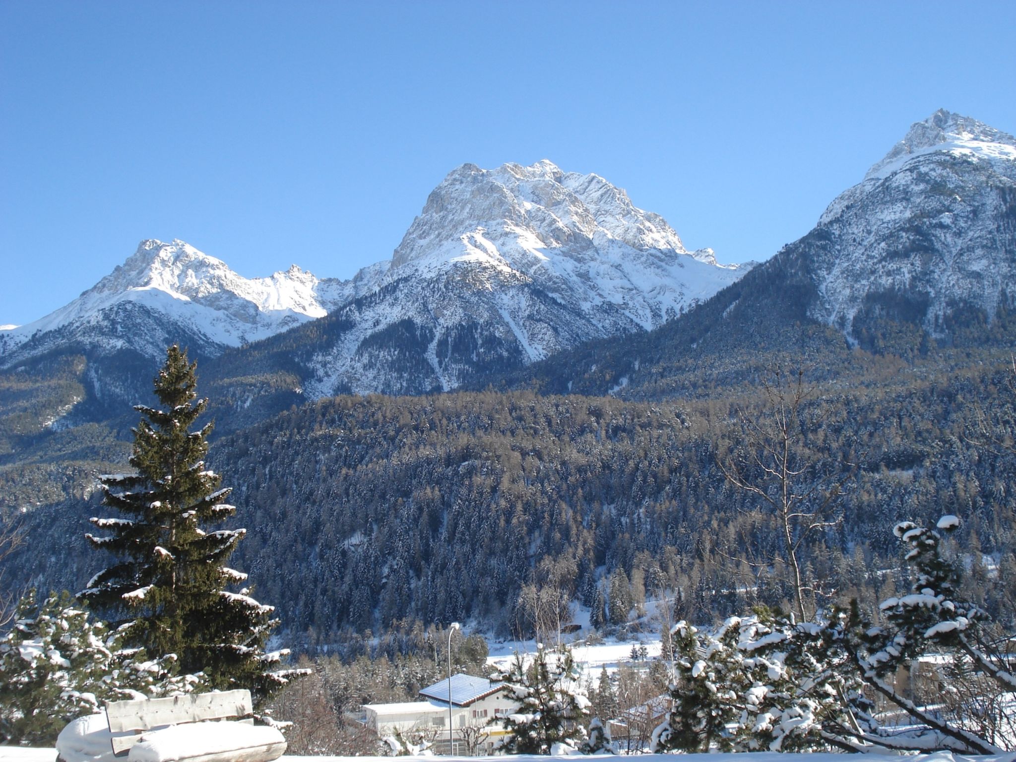 STEINMANN, (Scuol) - Buiten