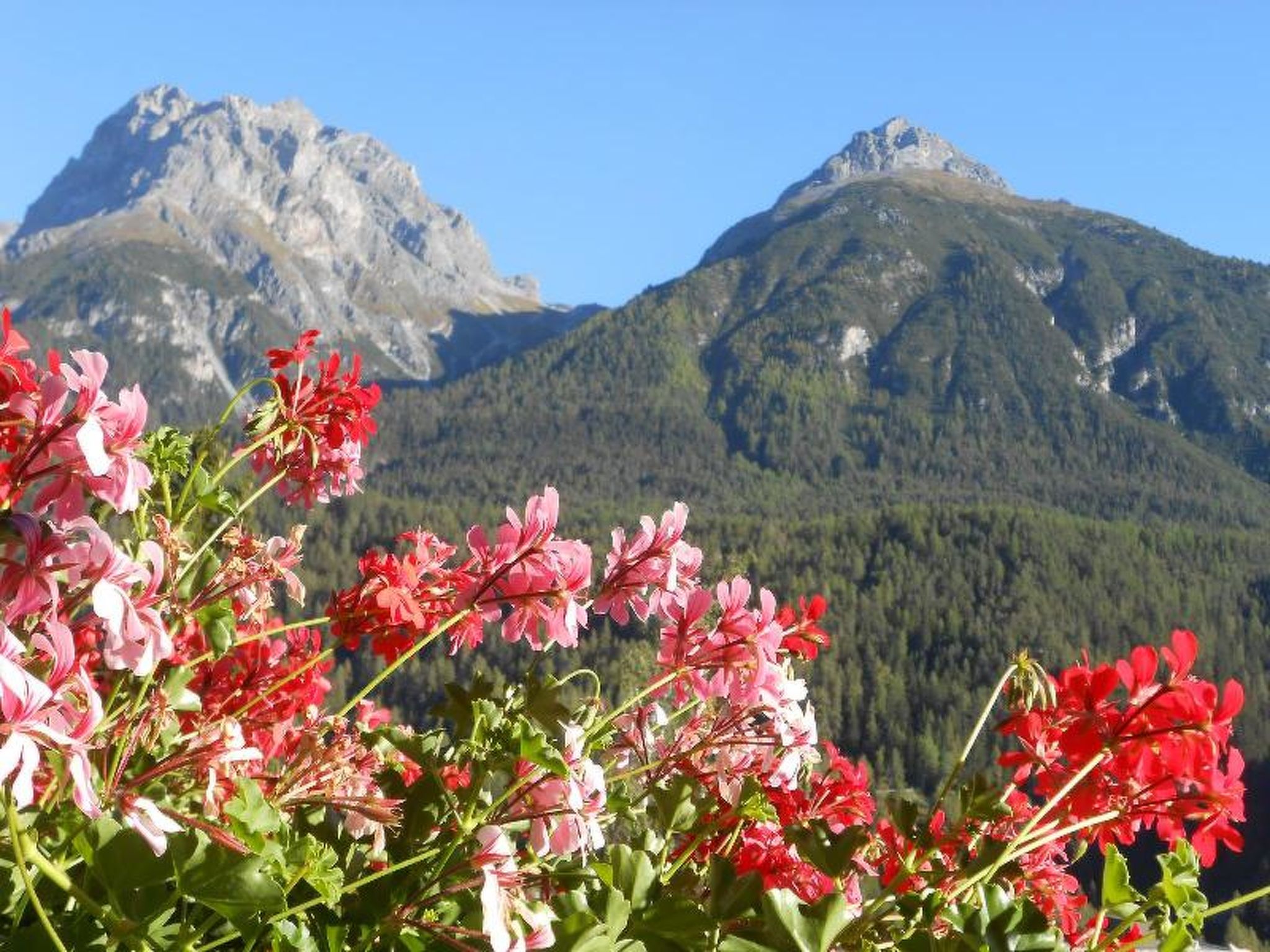 STEINMANN, (Scuol) - Buiten