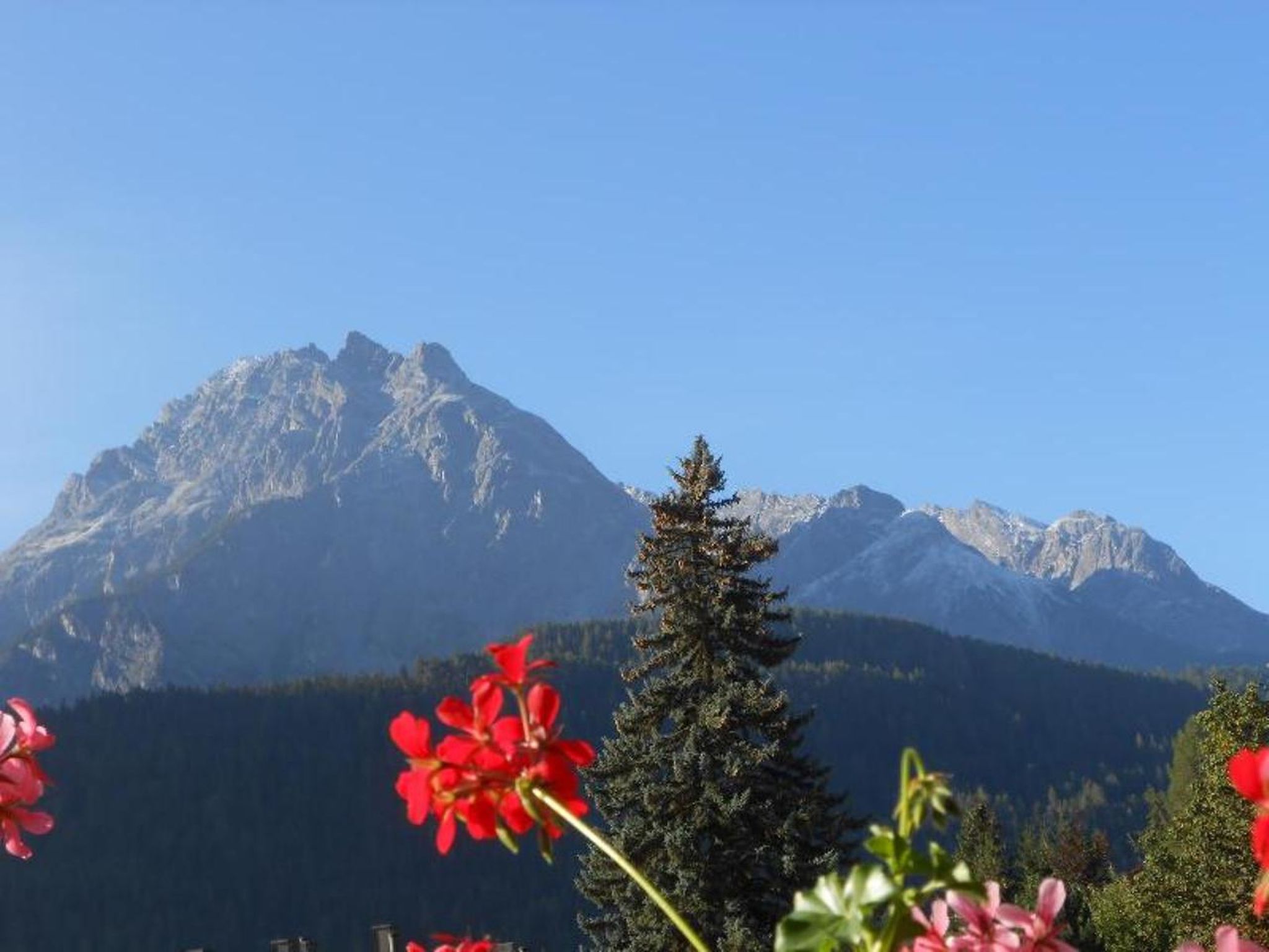 STEINMANN, (Scuol) - Buiten