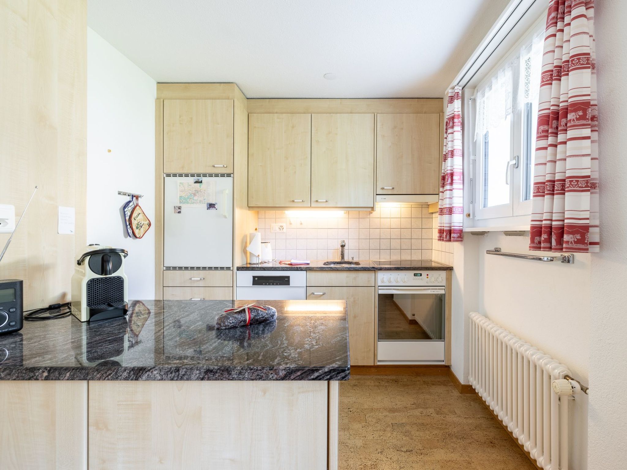 Appartement HÄMMIG, (Scuol) – Cuisine et coin repas, photo 21 sur 24