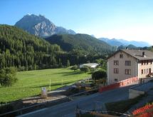 Chasa Percosta: Luxe appartement in Scuol met zicht op de piste - thumbnail 1