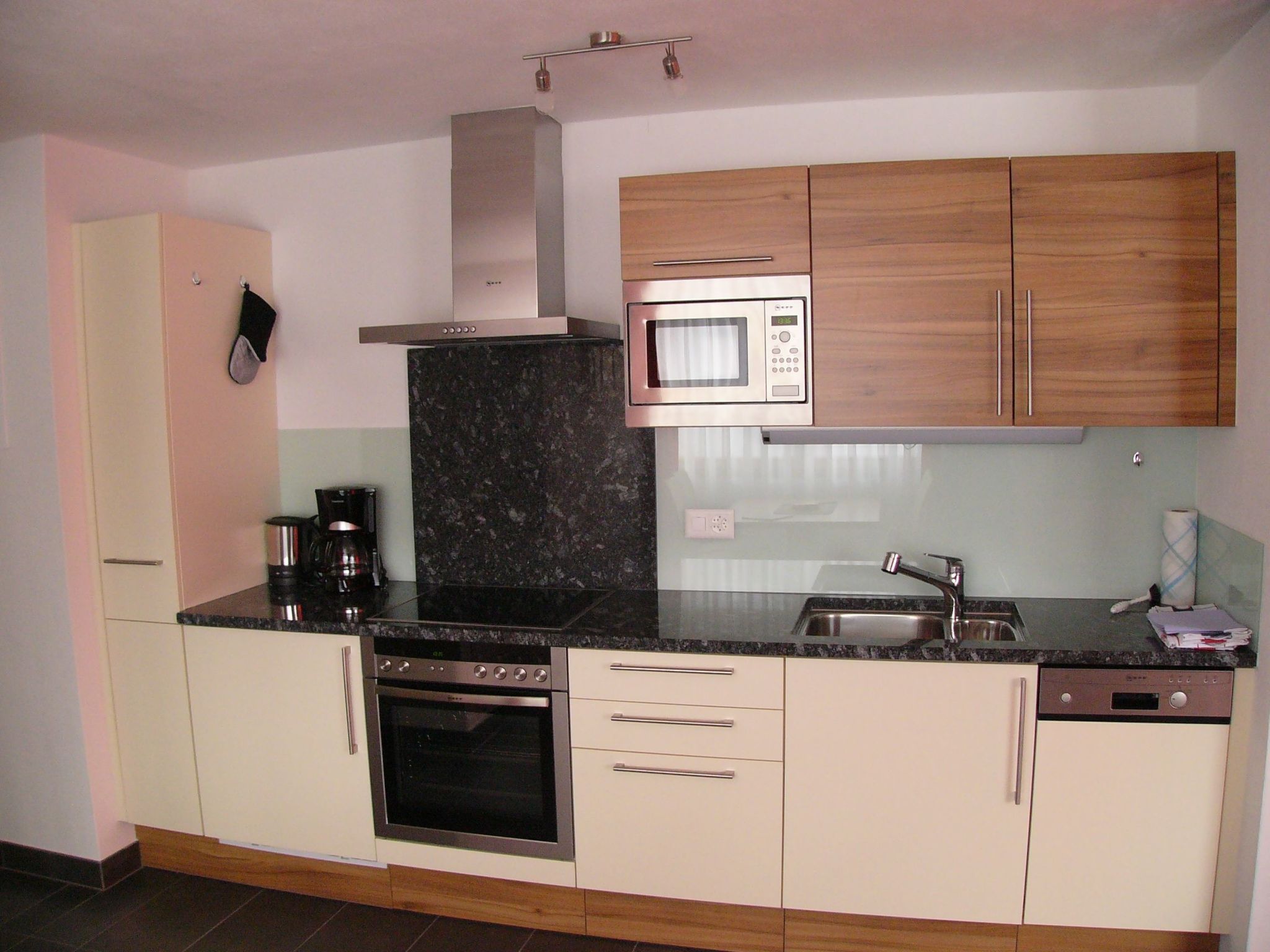Appartement Chasa Percosta, (Scuol) – Cuisine et coin repas, photo 8 sur 19