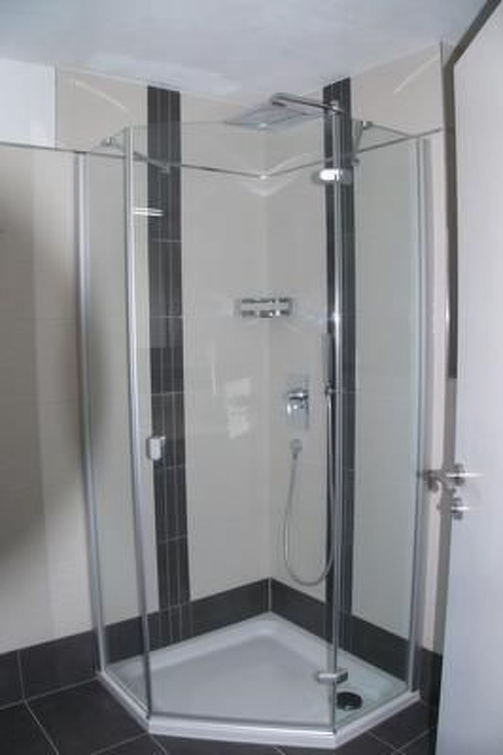 Appartement Chasa Percosta, (Scuol) – Salle de bains, photo 18 sur 19