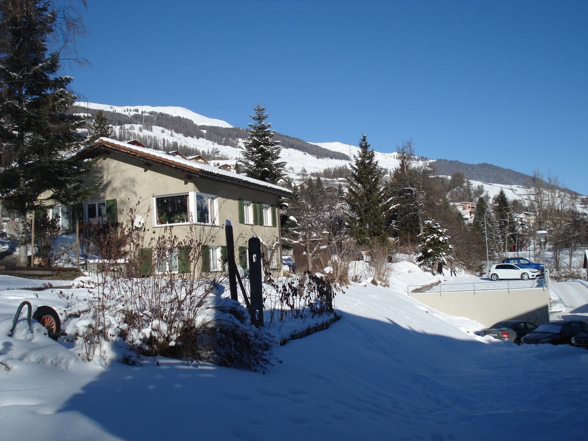 LANIUS, (Scuol) - Buiten
