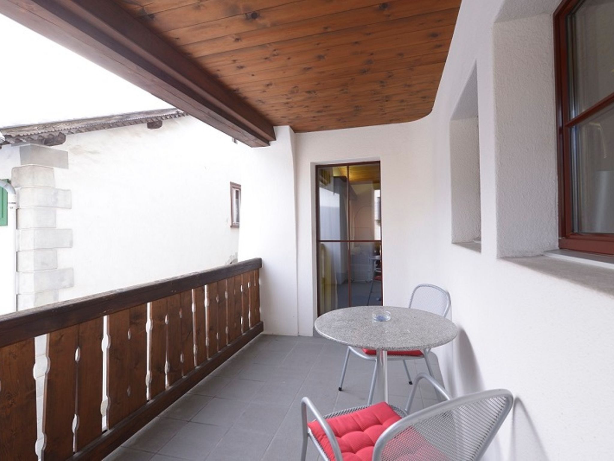 Vi 338a, (Scuol) - Buiten