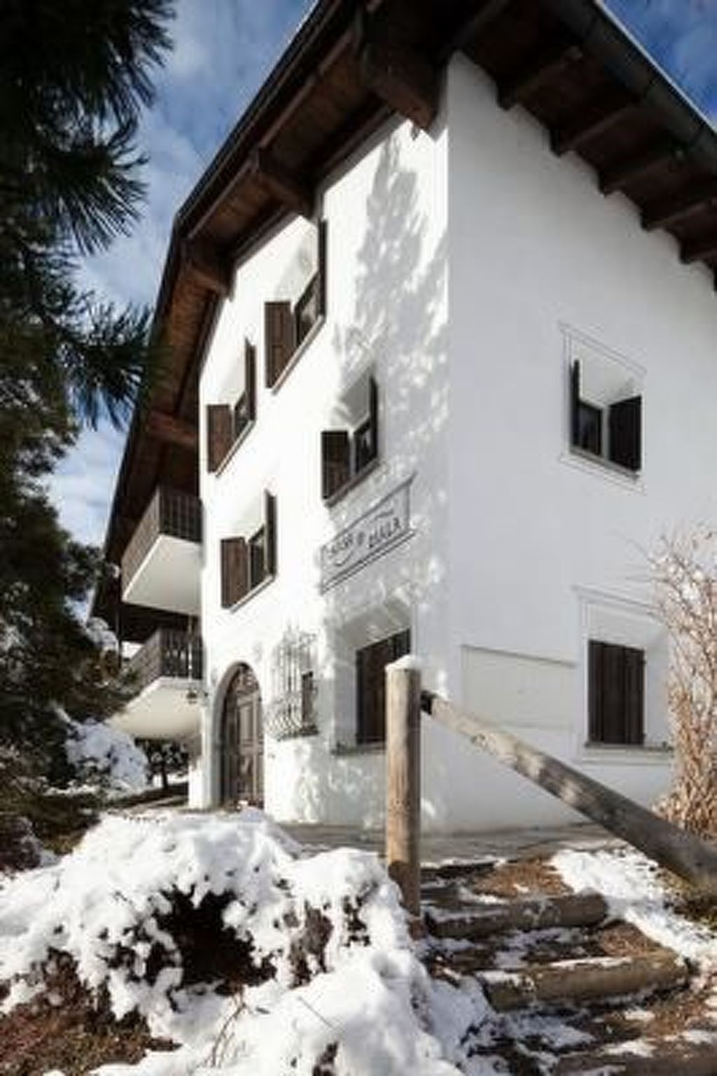 Chasa Diala, (Scuol)