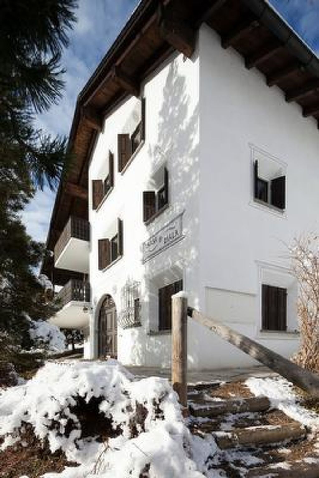 Chasa Diala, (Scuol)
