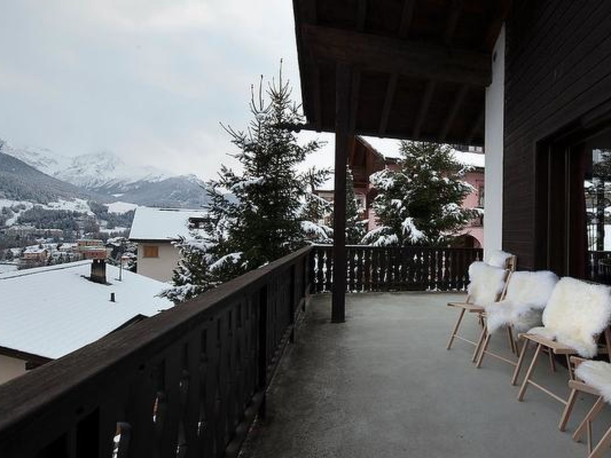 Chasa Diala, (Scuol) - Drinnen