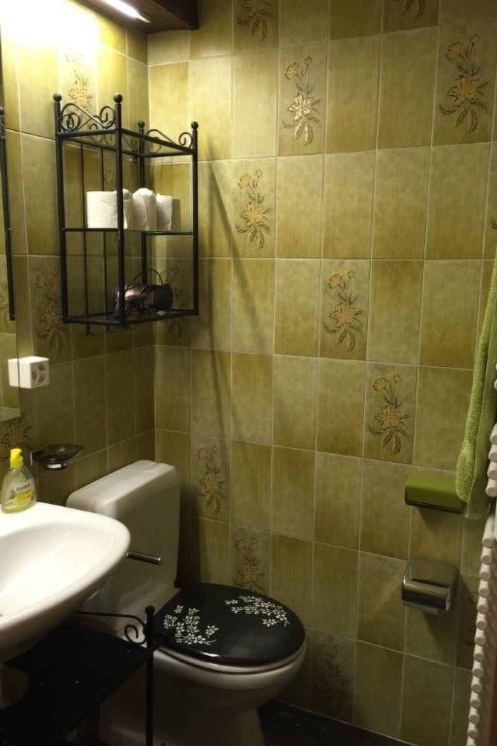 Appartement Mugliner 117A, (Ftan) – Salle de bains, photo 19 sur 20