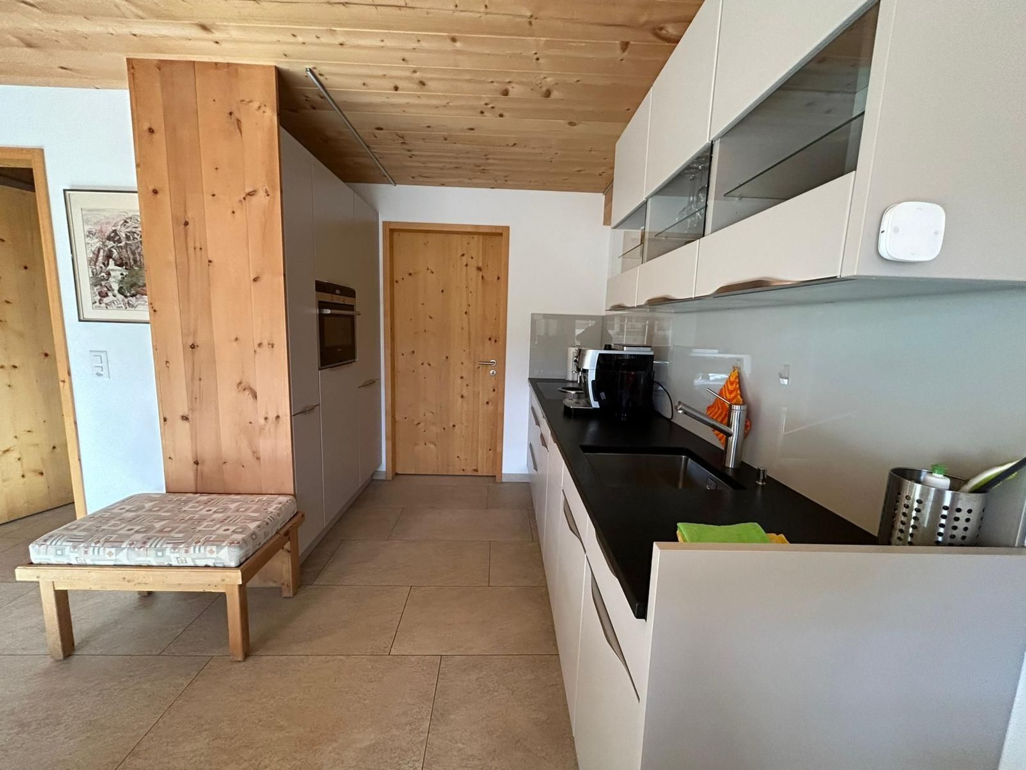 Appartement Stalletta, (Ftan) – Cuisine et coin repas, photo 5 sur 12