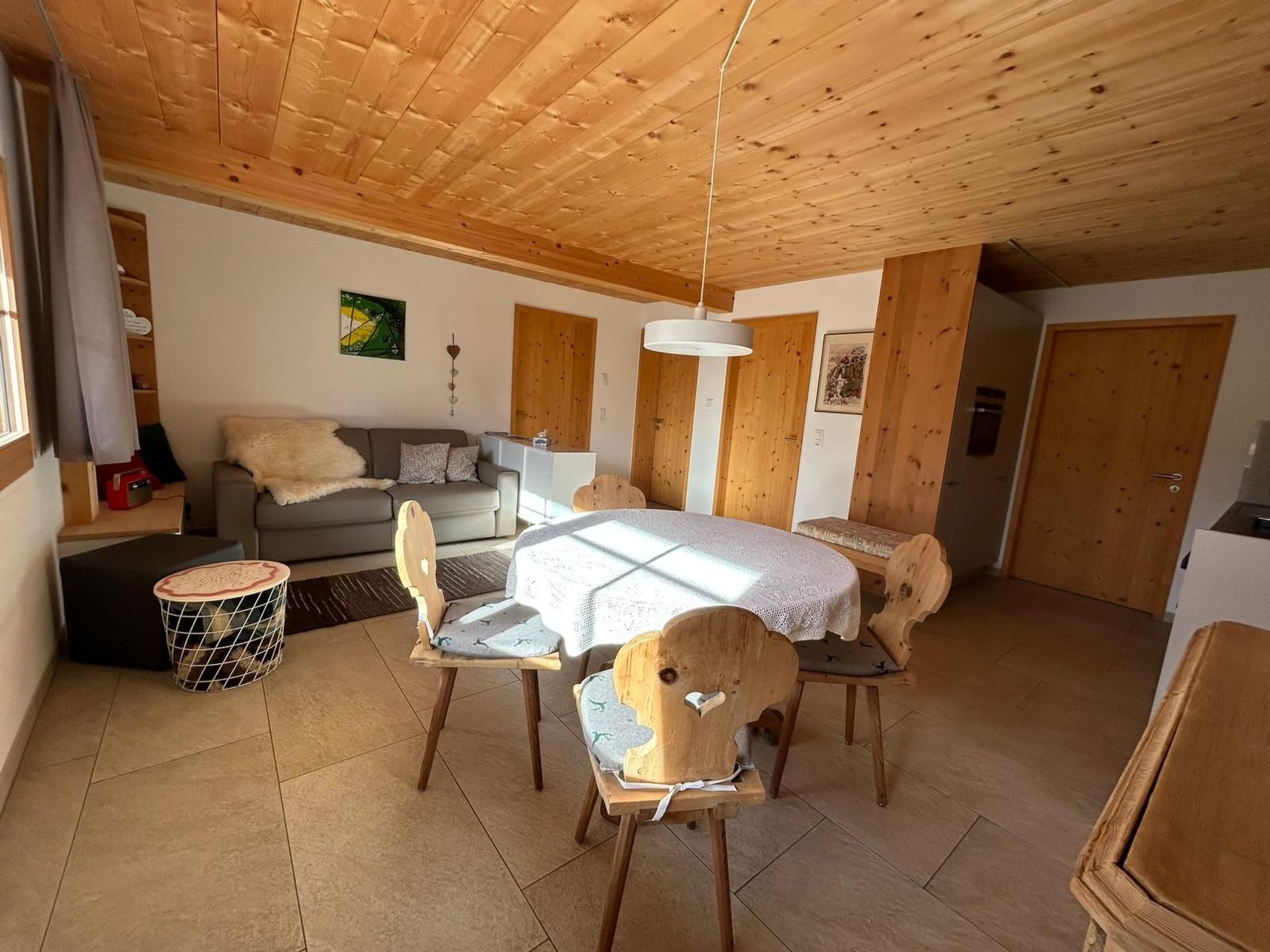 Appartement Stalletta, (Ftan) – Cuisine et coin repas, photo 6 sur 12