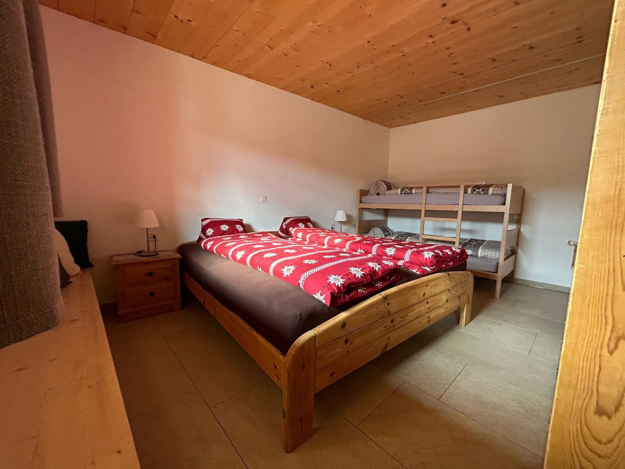 Appartement Stalletta, (Ftan) – Chambre, photo 8 sur 12