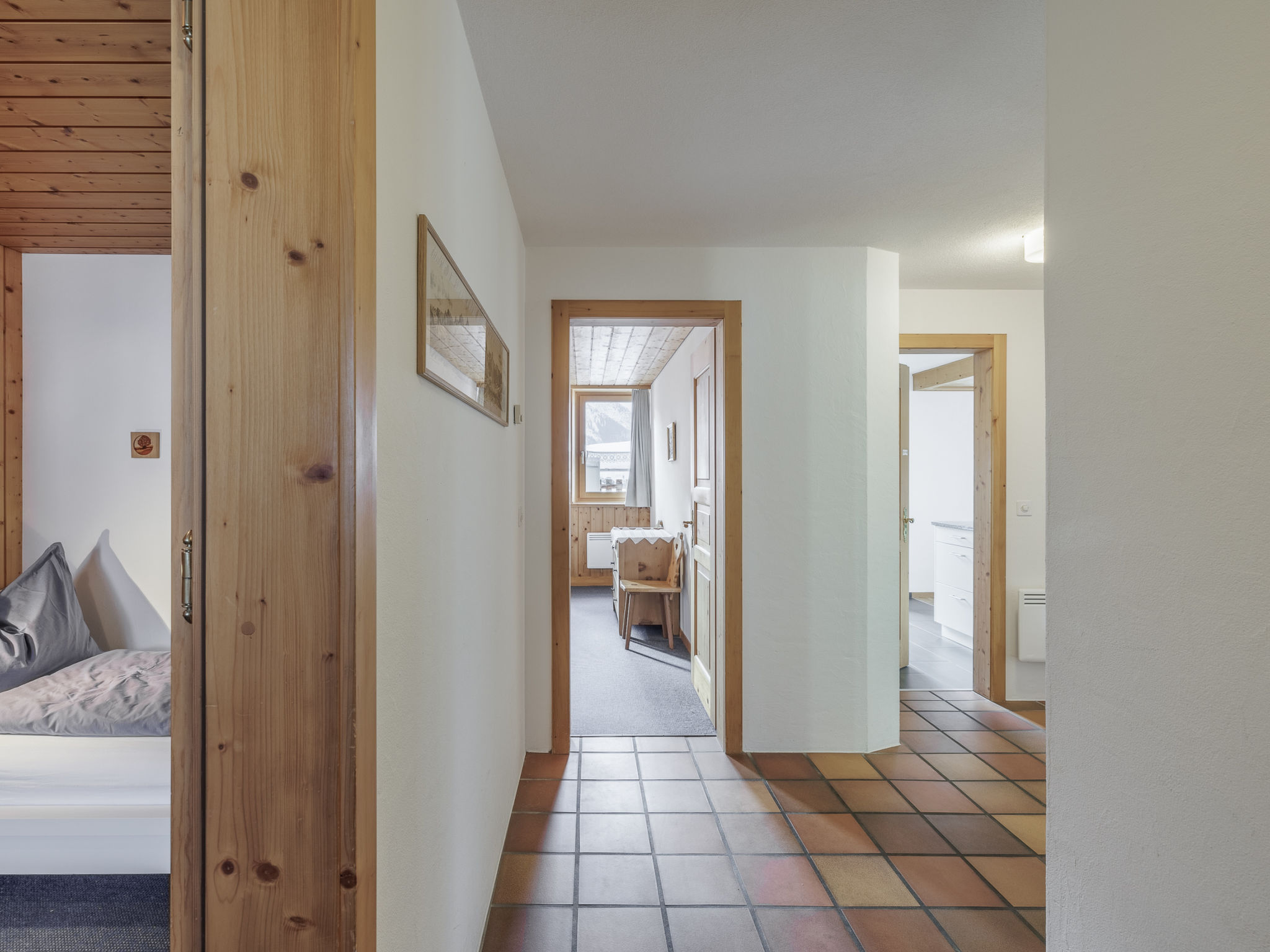 Plazzöl 111B, (Ftan). - Binnen