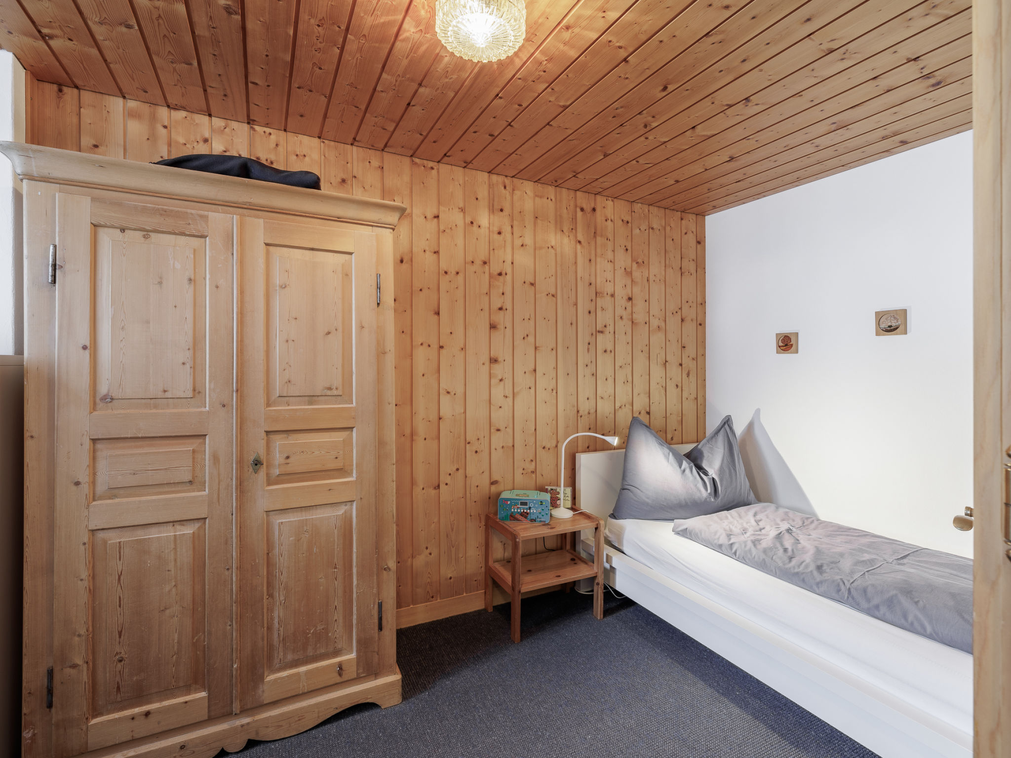 Plazzöl 111B, (Ftan). - Binnen