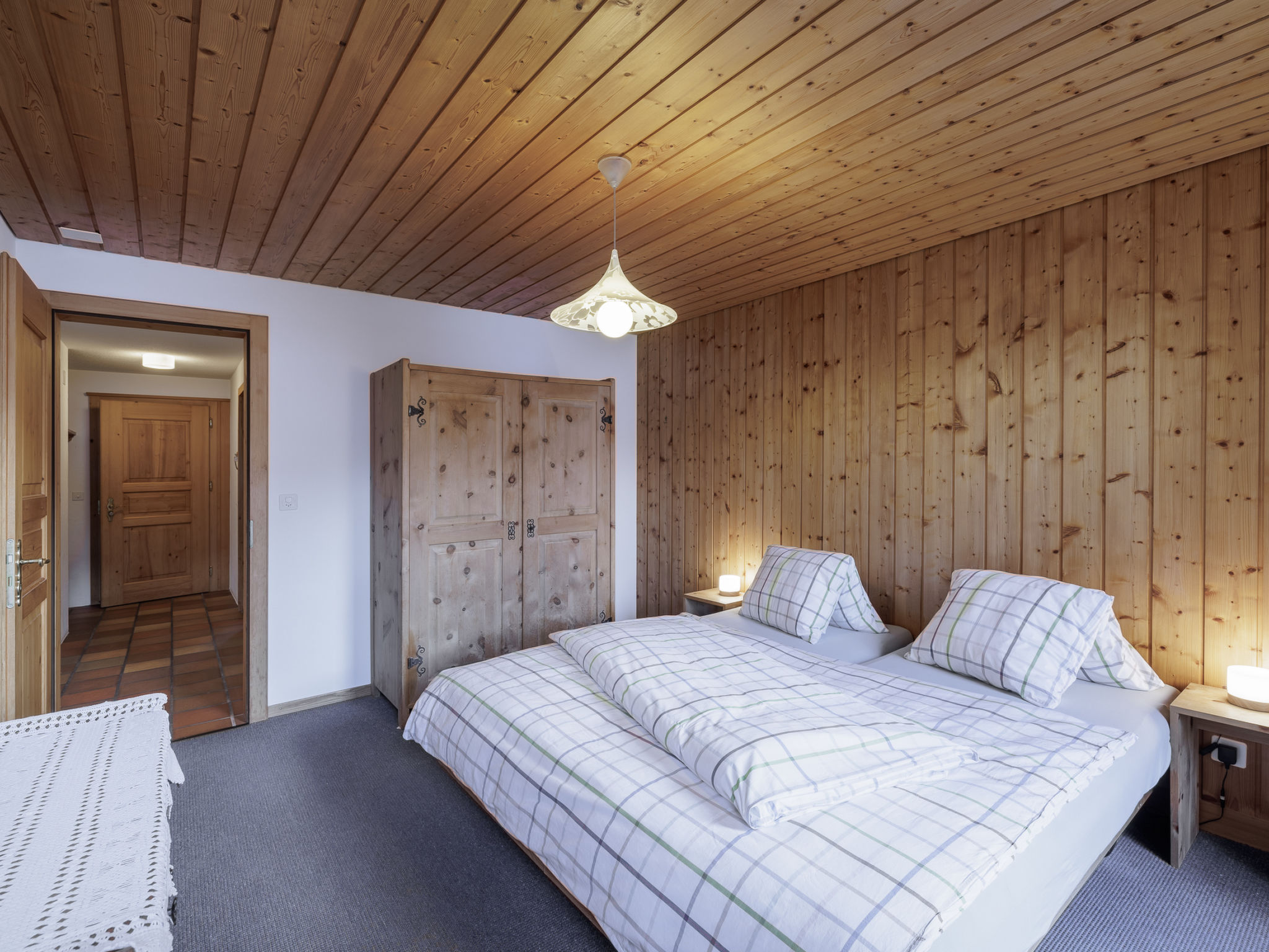 Plazzöl 111B, (Ftan). - Binnen