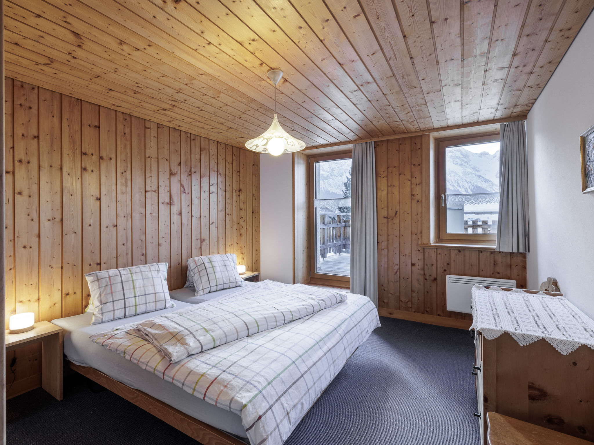 Plazzöl 111B, (Ftan). - Binnen