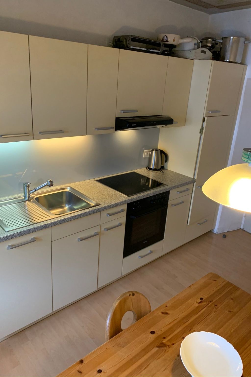 Appartement Chasa Stella, (Ftan) – Cuisine et coin repas, photo 26 sur 32