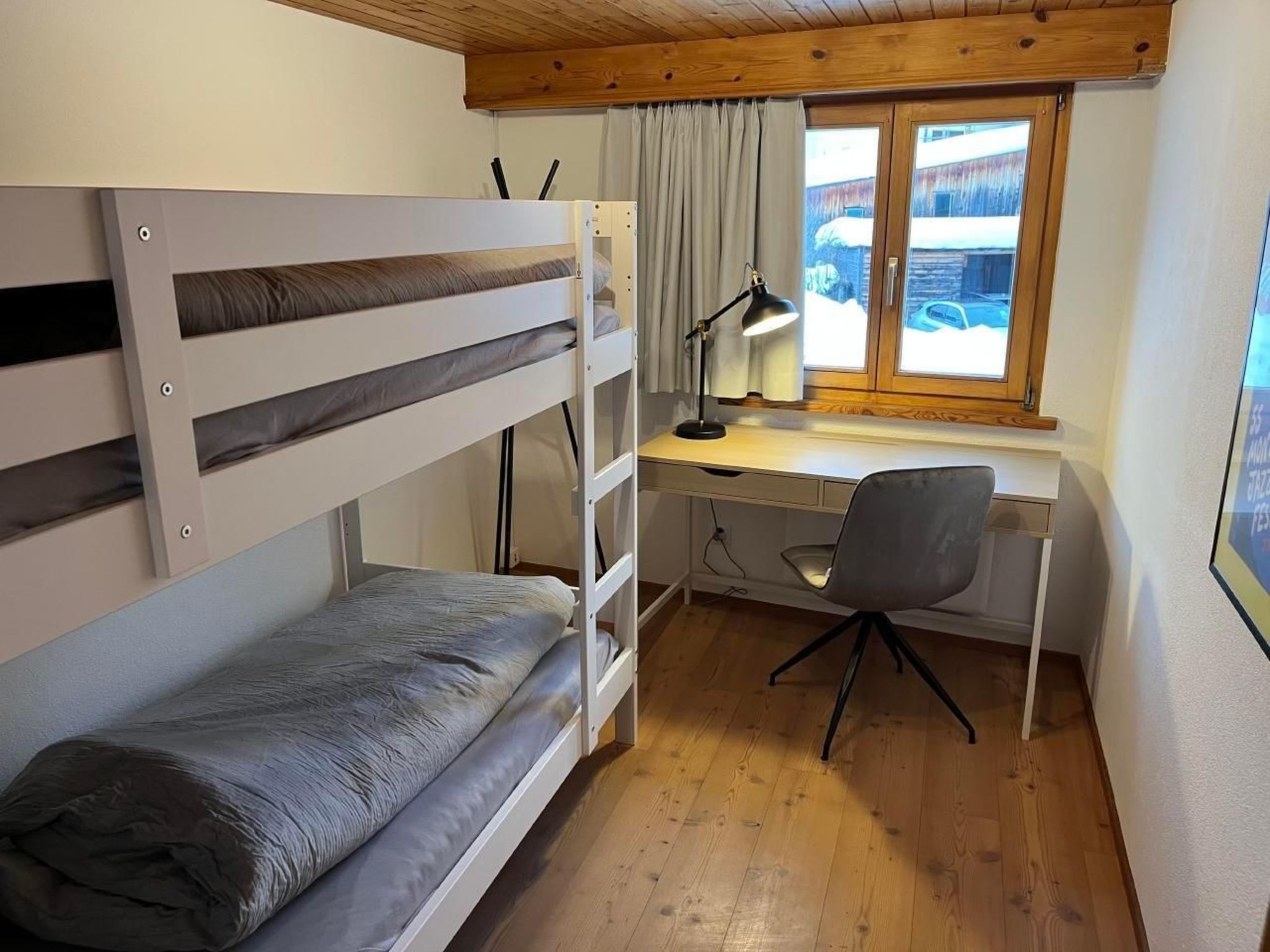 Gemütlich eingerichtete Ferienwohnung "Chasa"-Image-tags.info