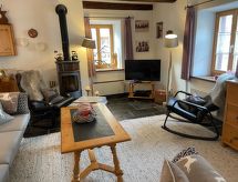 Knus chalet in Ftan direct aan de skipiste met uitzicht op de bergen - thumbnail 5