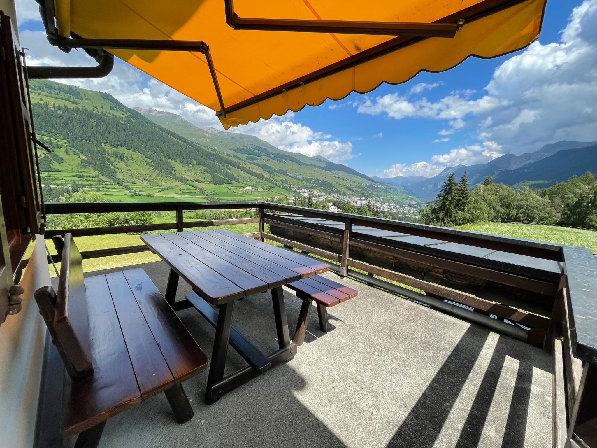 Ferienhaus La Chasina, (Tarasp) - Outside