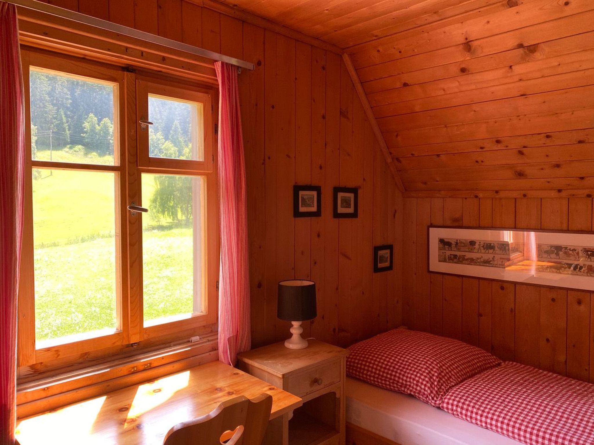 Ferienhaus La Chasina, (Tarasp) - Inside