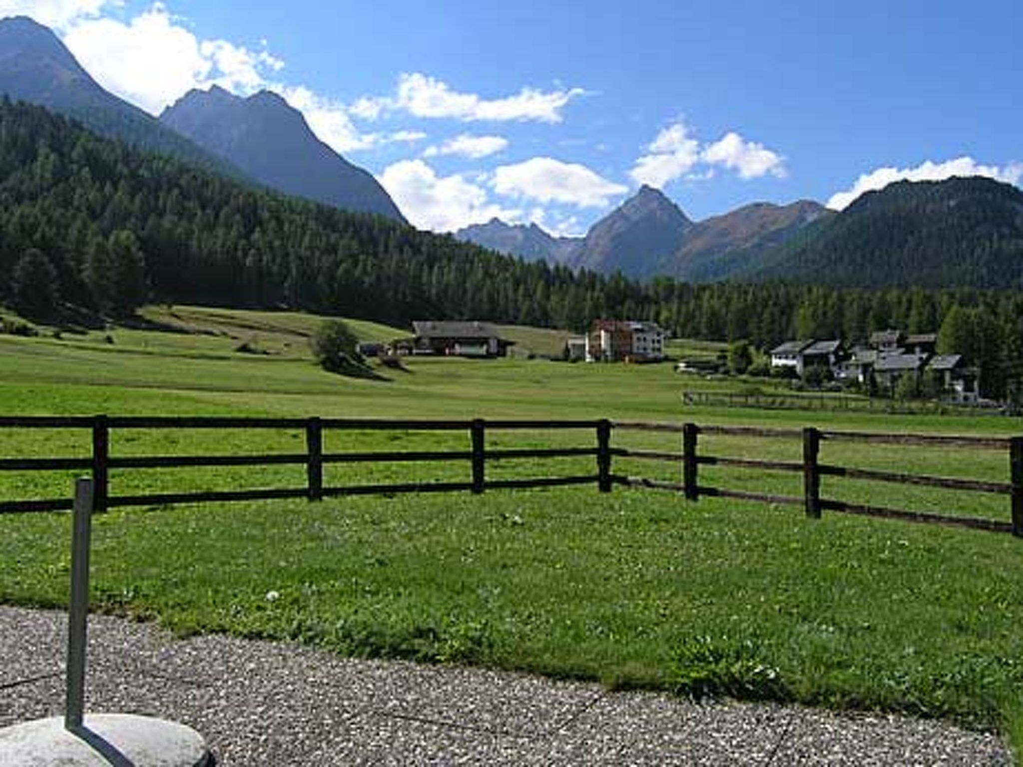 Am Tarasper See, (Tarasp) - Buiten