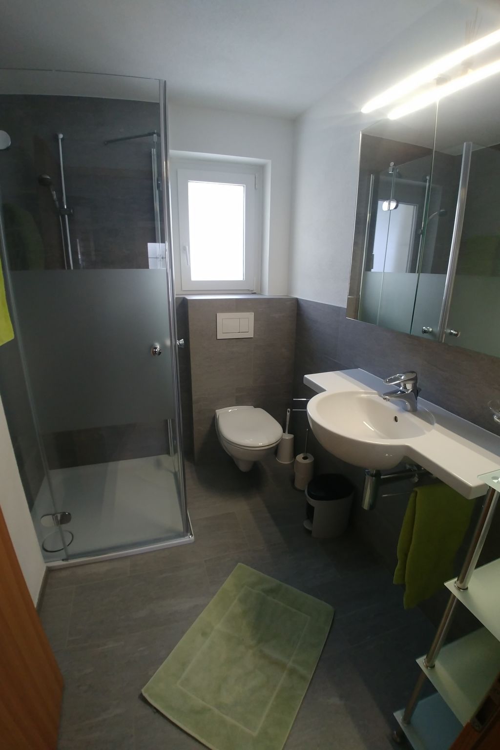 Am Tarasper See, (Tarasp). - Binnen